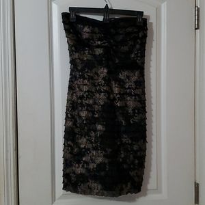 Cute slim fit strapless dress